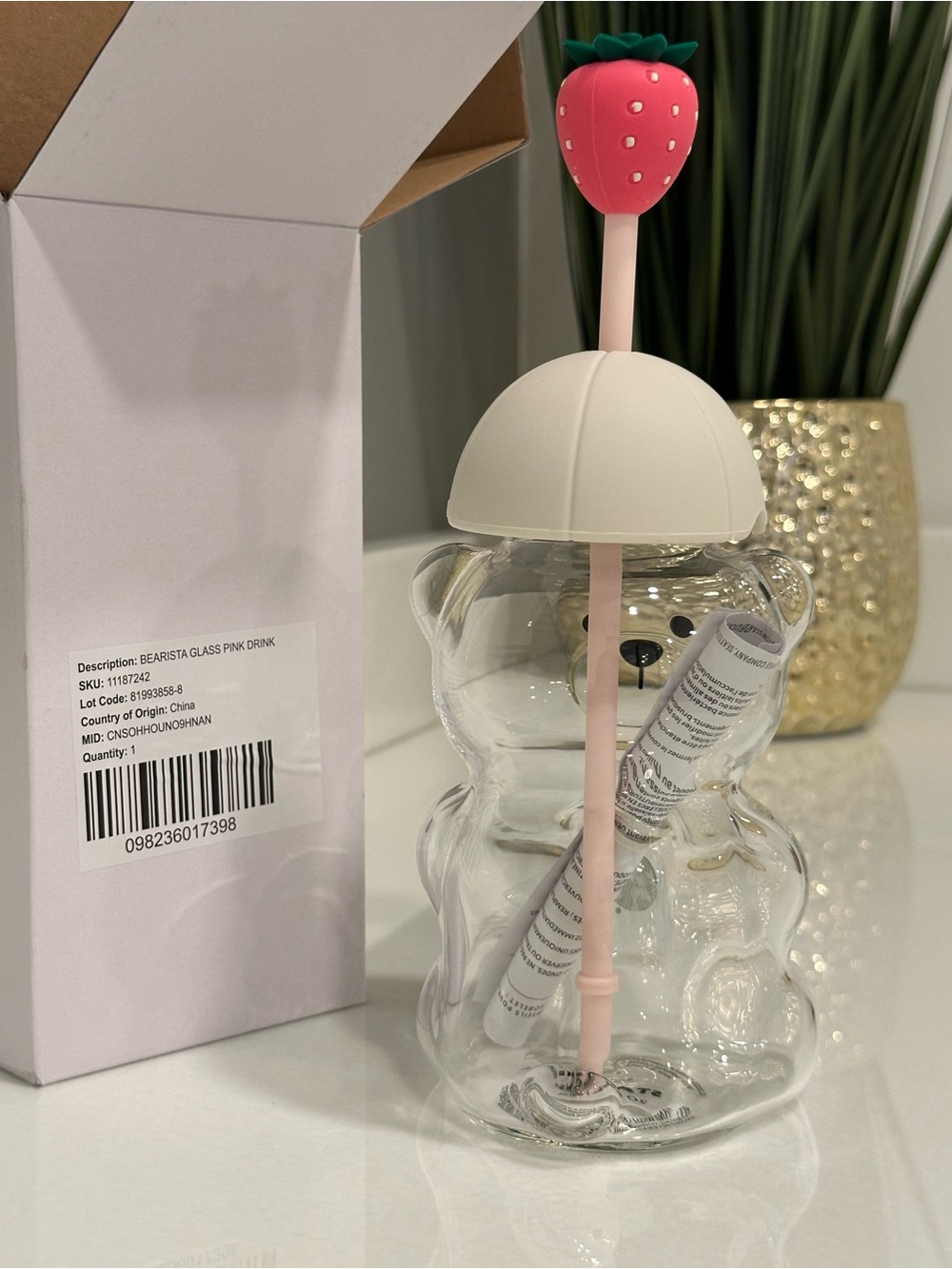 Limited-Edition Bearista™ Glass Cold Cup, 20 ounce Pink Collection Summer 2026 - Picture 4 of 16
